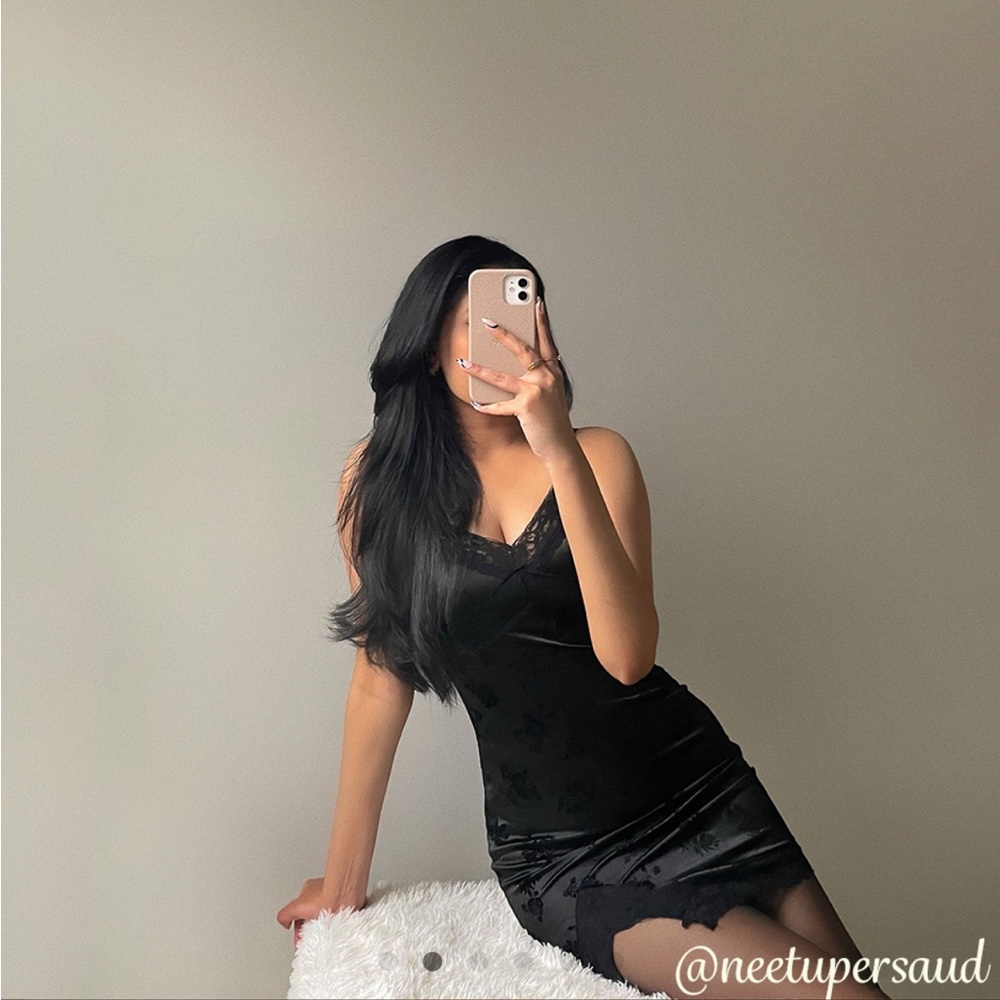 NWT SOLD OUT @ TIME OF LISTING CIDER LITTLE BLACK BODYCON DRESS FLORAL WITH LACE